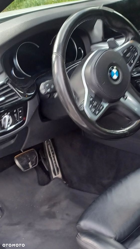BMW Seria 5 530d xDrive M Sport sport - 14
