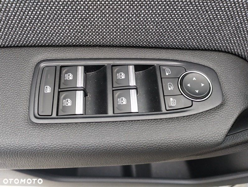 Renault Captur - 8