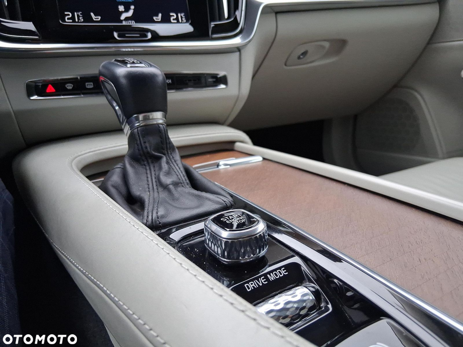 Volvo V90 - 15