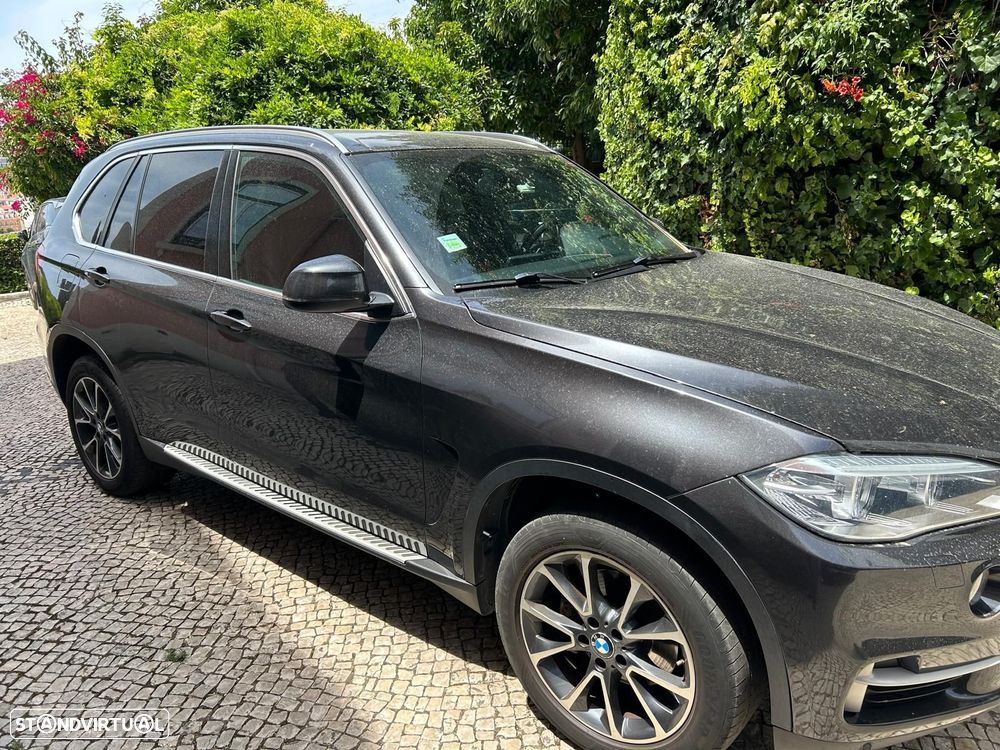 BMW X5 25 d sDrive Comfort 7L - 9