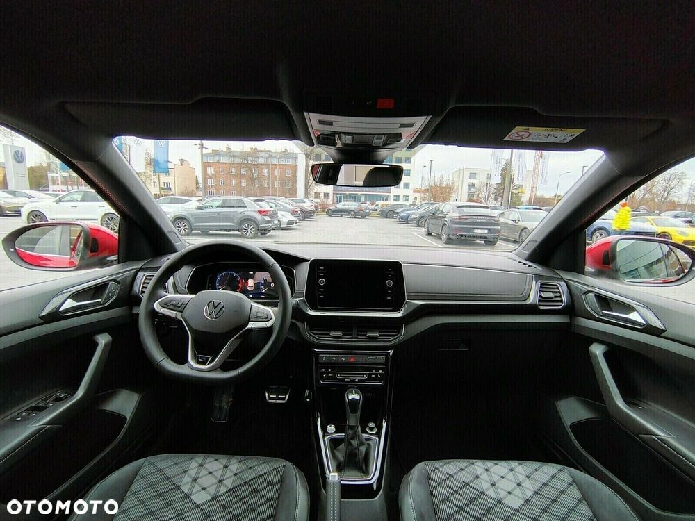 Volkswagen T-Cross - 14