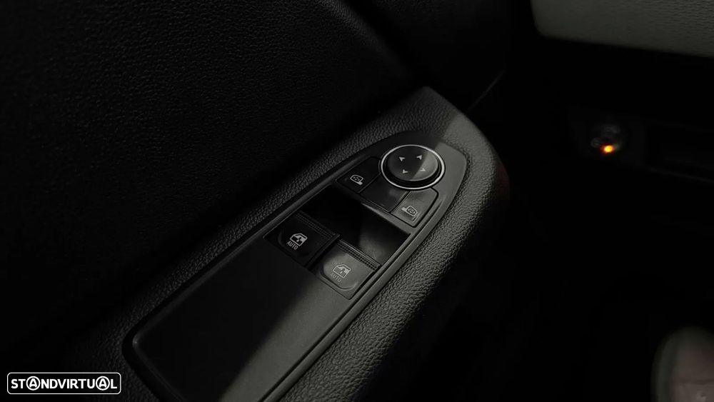 Renault Clio 1.0 TCe Evolution - 16