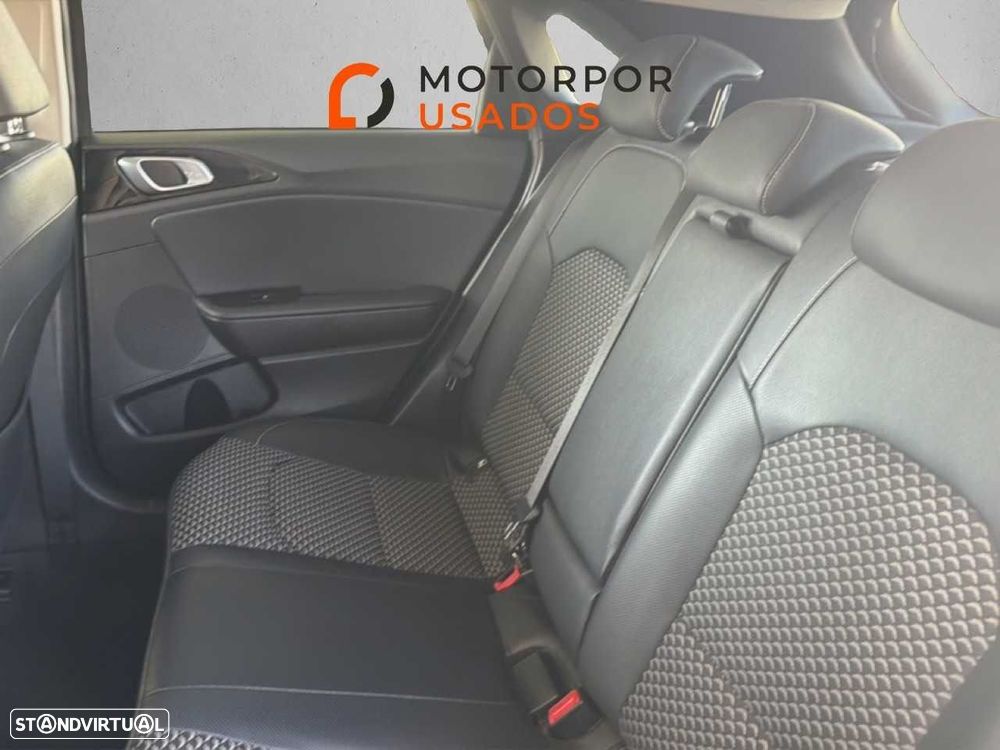 Kia Ceed 1.0 T-GDI Drive - 10