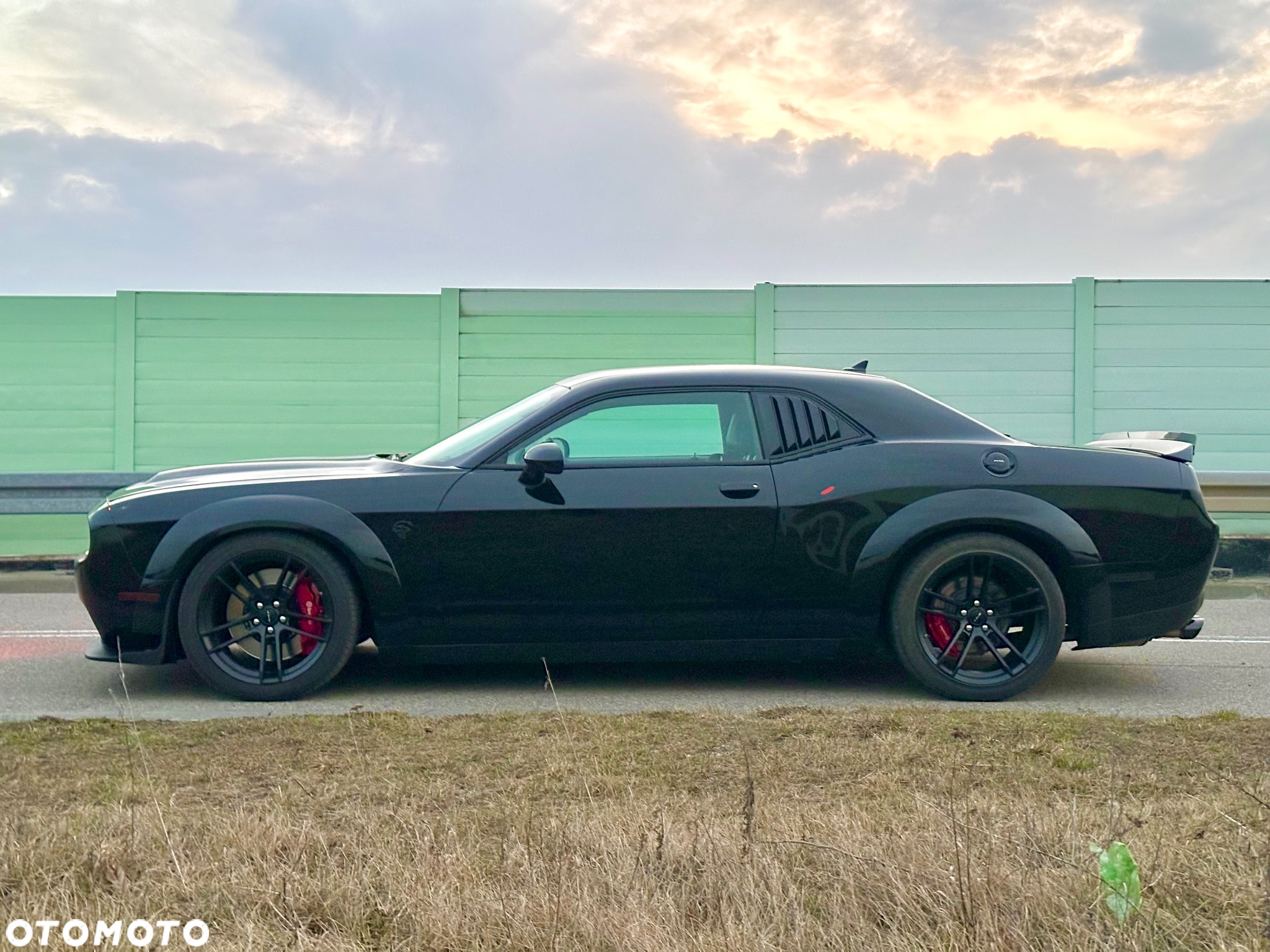 Dodge Challenger 6.2 Redeye Widebody - 24