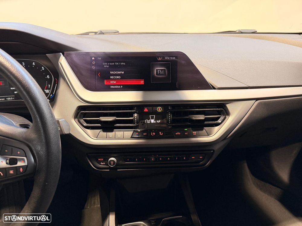 BMW 118 i Auto - 15