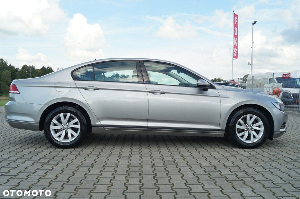 Volkswagen Passat - 6