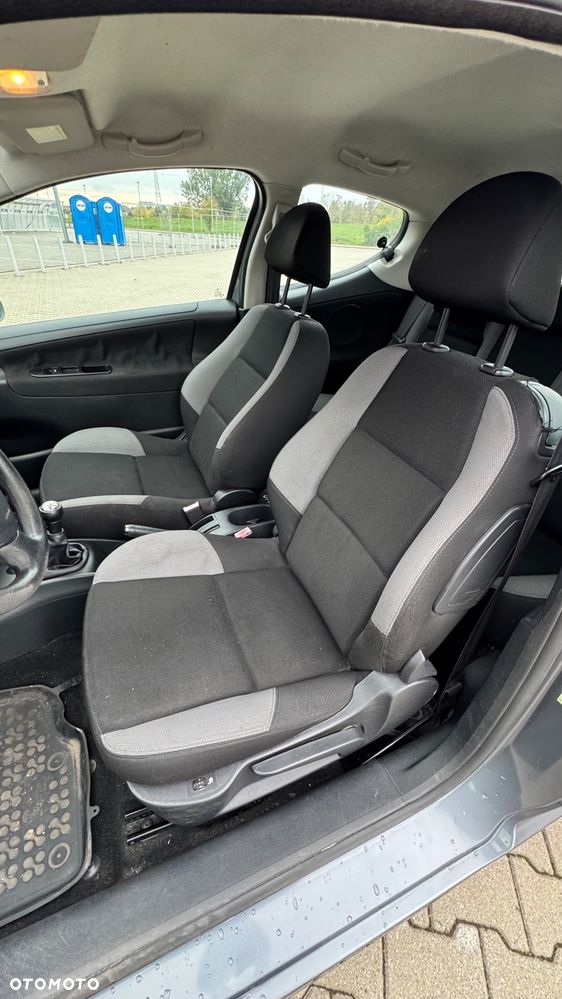 Peugeot 207 1.4 16V Trendy - 18
