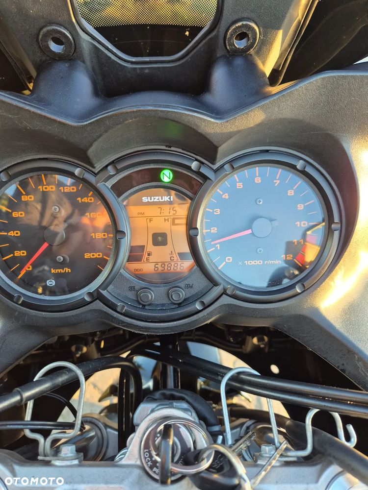 Suzuki DL - 30