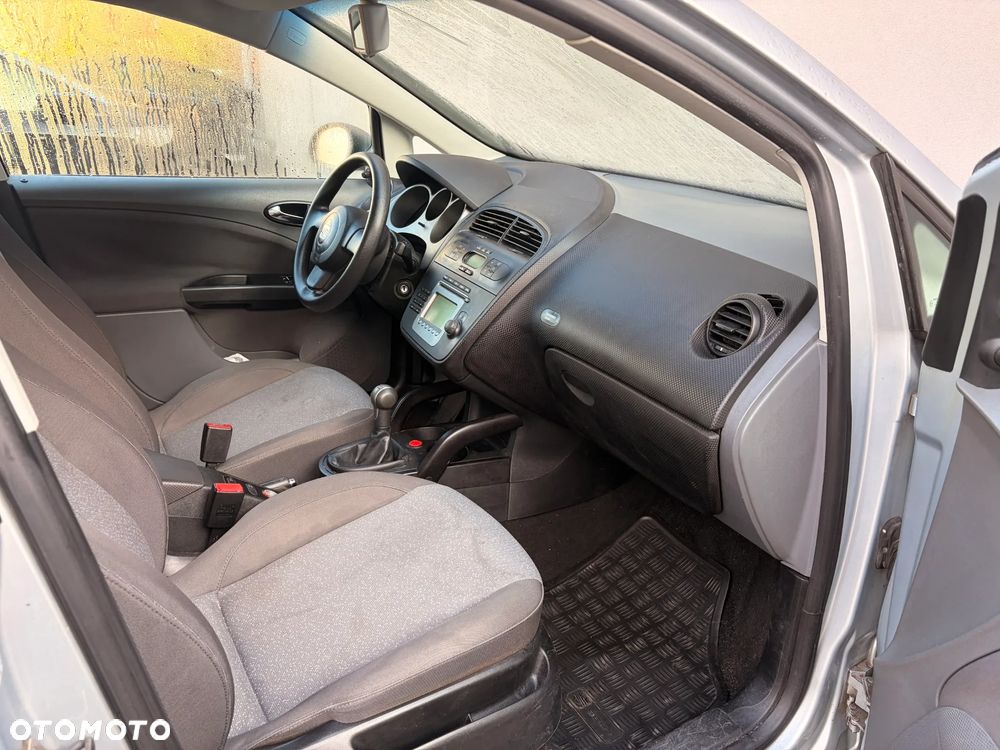 Seat Toledo 1.6 Reference - 15