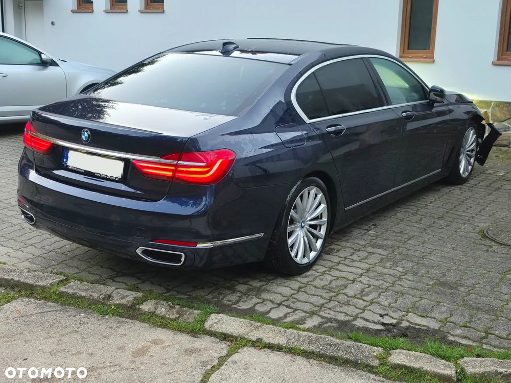 BMW Seria 7 2016 photo 3