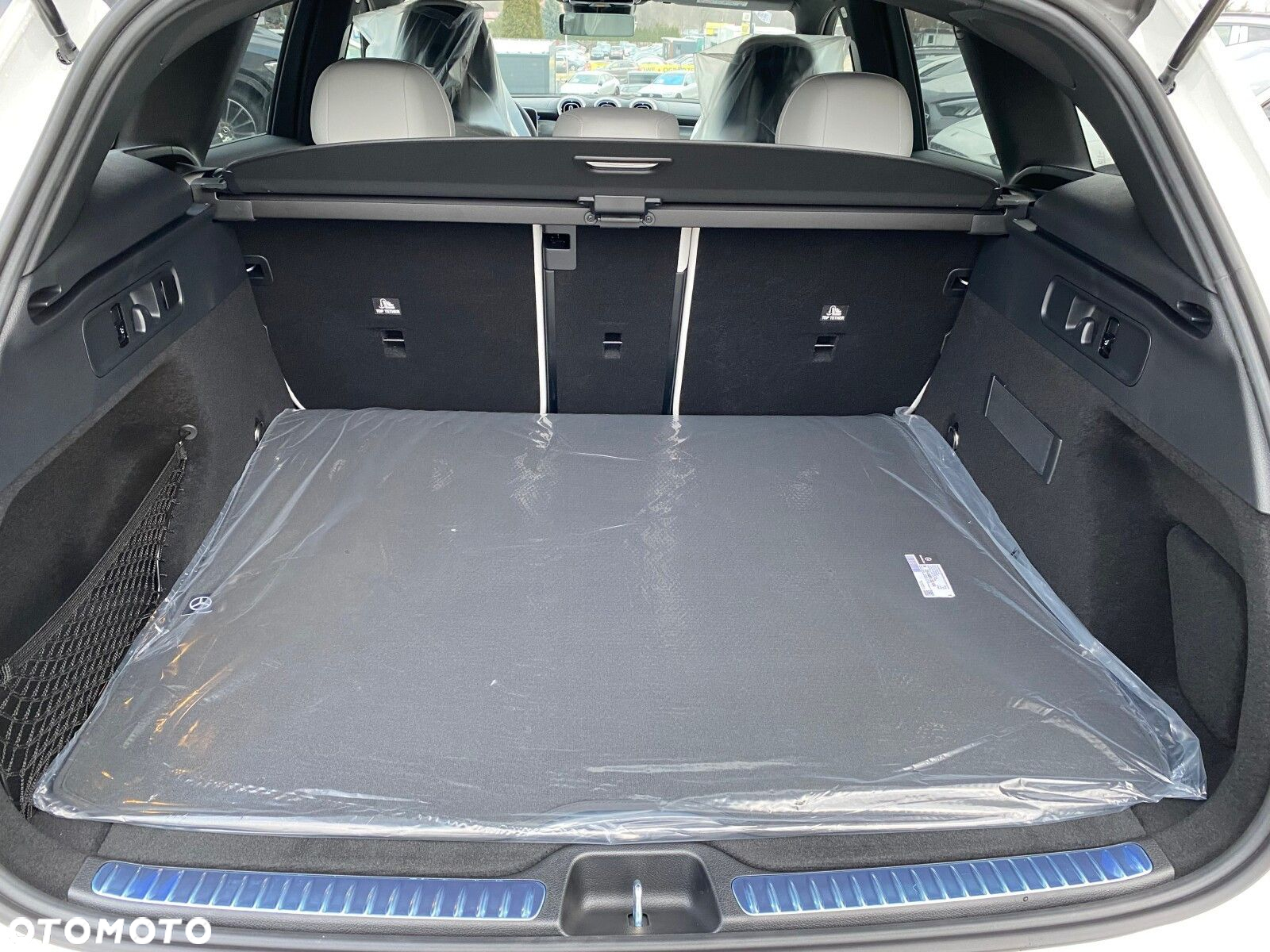 Mercedes-Benz GLC - 23