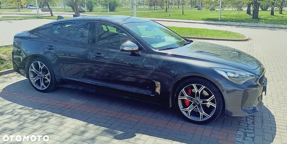 Kia Stinger 3.3 T-GDI V6 GT AWD - 2