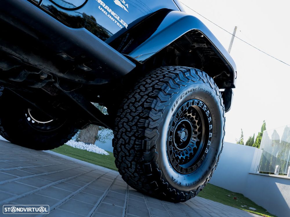 Jeep Wrangler 2.8 CRD DPF Auto Sahara - 46
