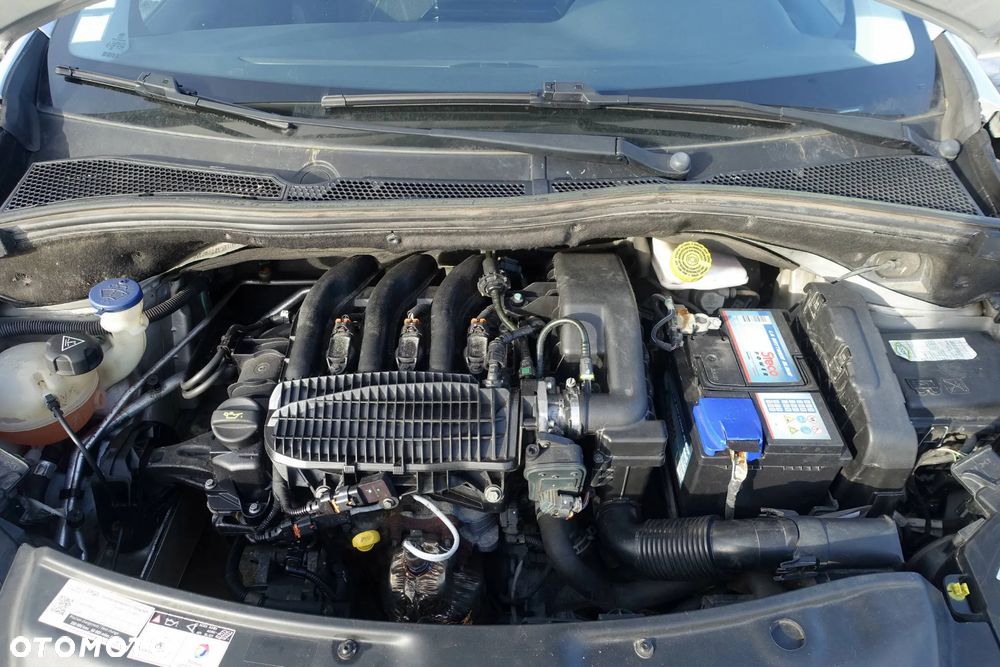 Peugeot 208 1.2 VTi Active - 28