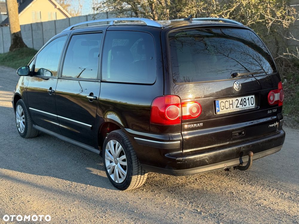 Volkswagen Sharan 2.0 TDI Highline - 4