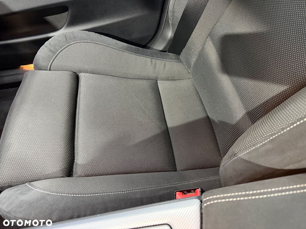 BMW Seria 5 520d - 15