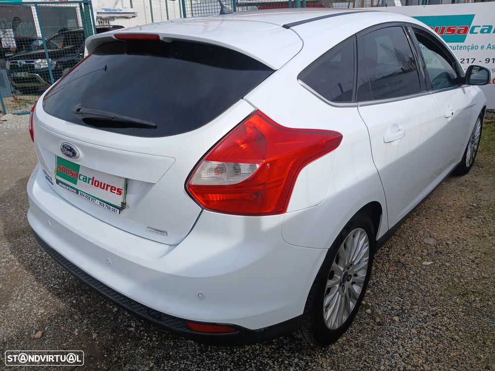 Ford Focus 1.0 SCTi Titanium - 10