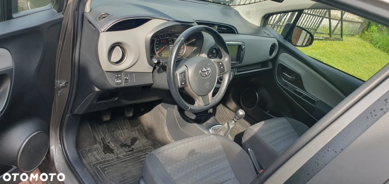 Toyota Yaris 1.33 Life EU6 - 5