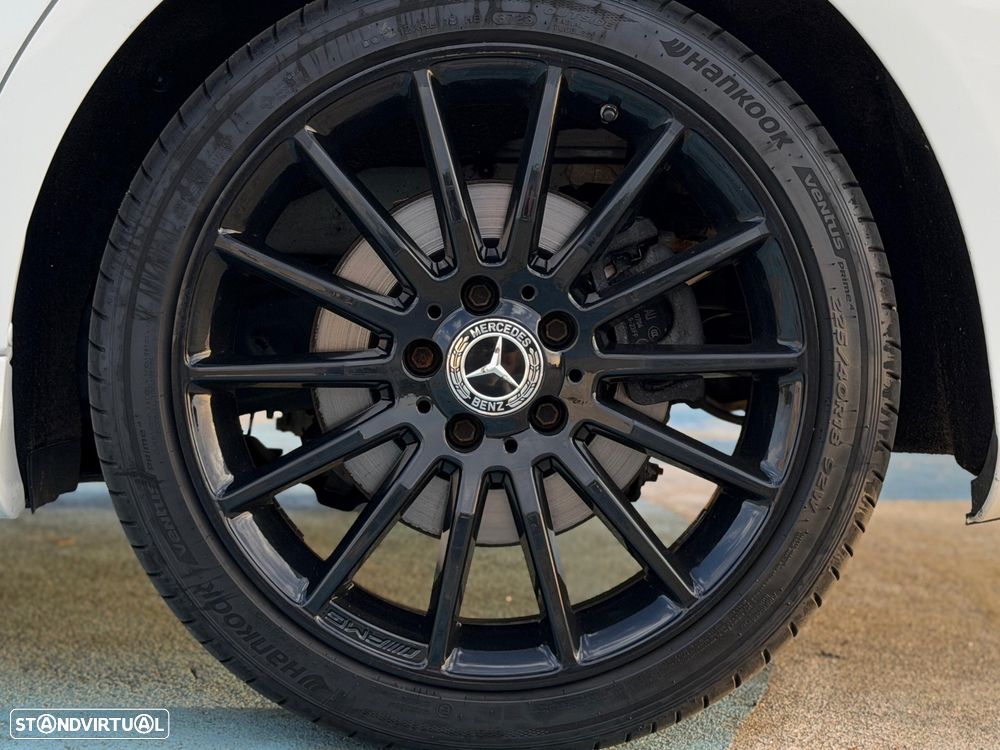 Mercedes-Benz CLA 220 d 4Matic 7G-DCT AMG Line - 4