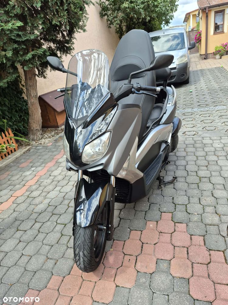 Yamaha X-max - 6