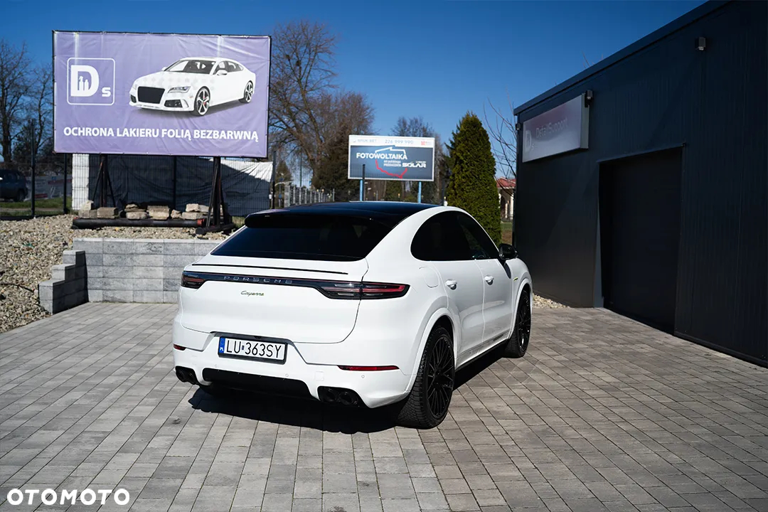 Porsche Cayenne Coupe Platinum Edition - 23