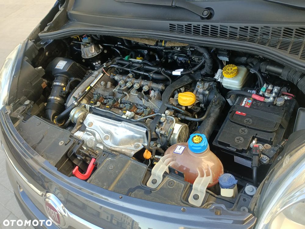 Fiat 500L 1.6 Multijet Lounge S&S - 16