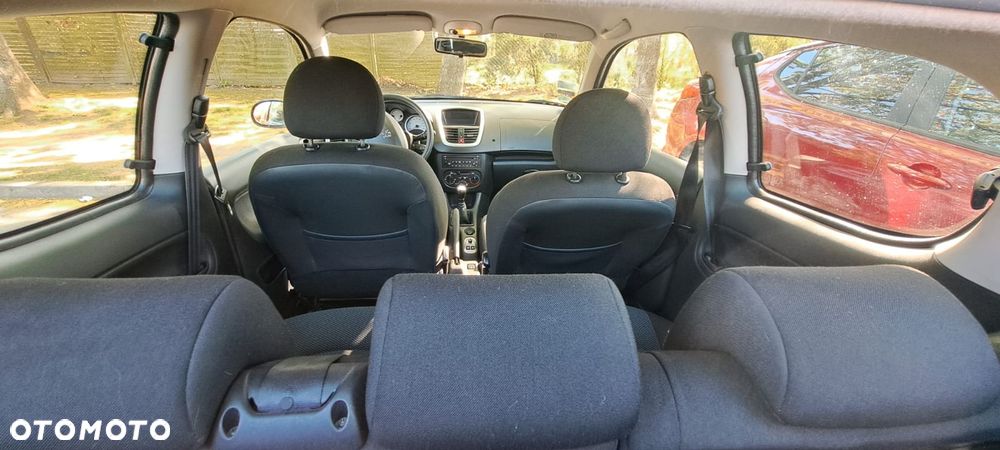 Peugeot 206 plus 75 - 9