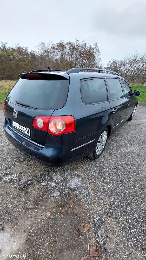 Volkswagen Passat 2.0 TDI DPF Comfortline - 4