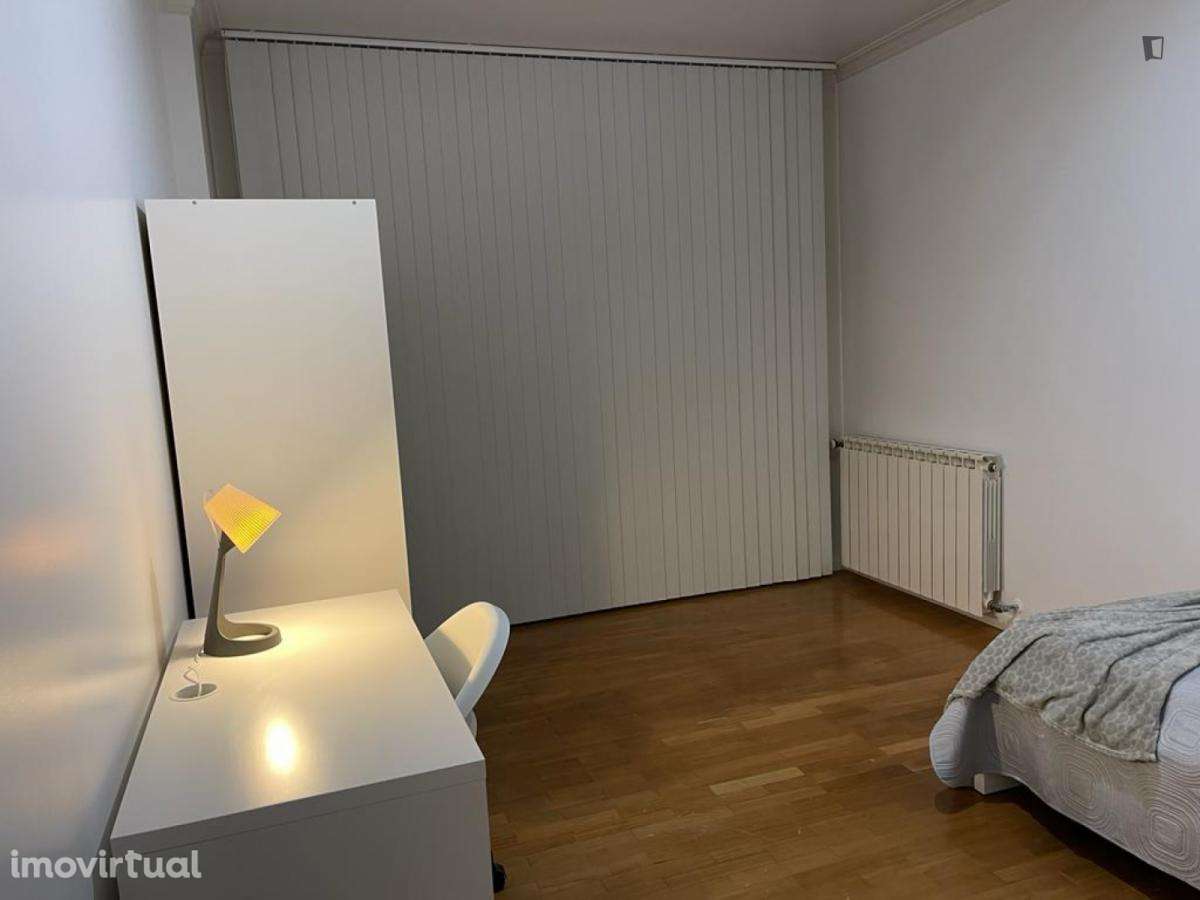 Quarto - localizado em Leiria - Grande imagem: 4/6