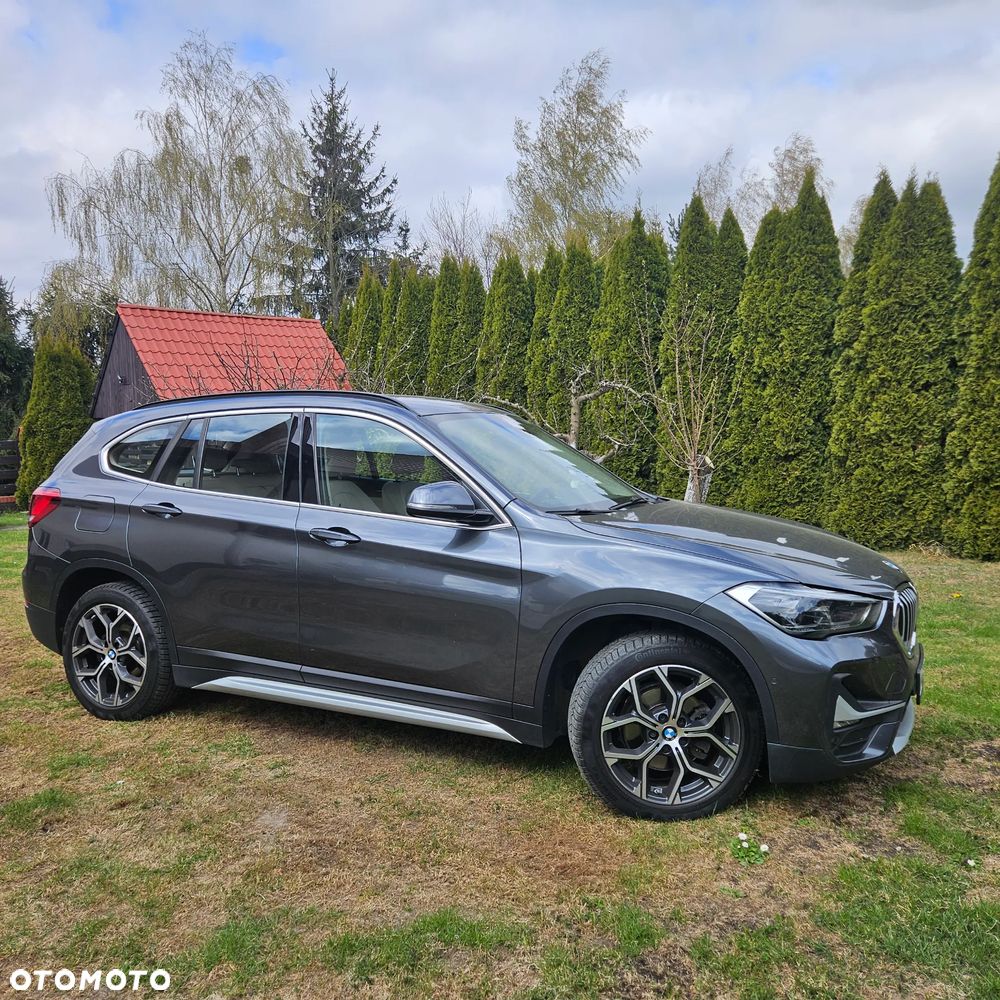 BMW X1 xDrive18d xLine - 4