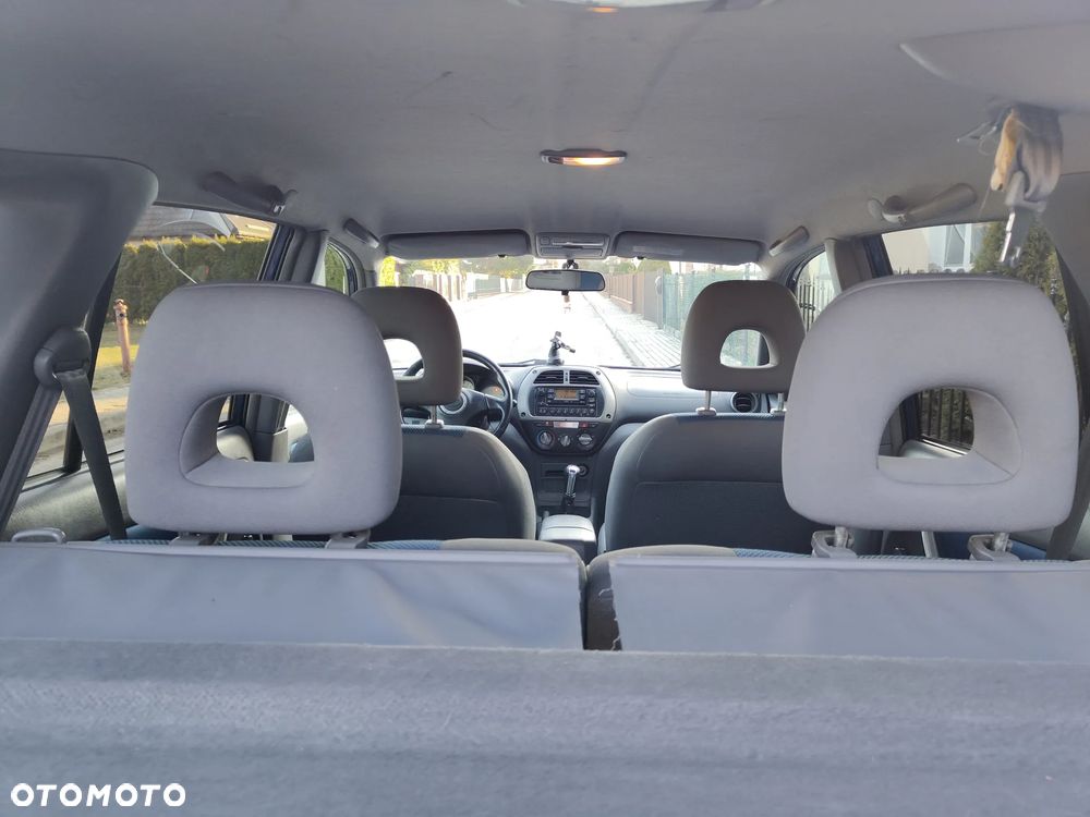 Toyota RAV4 1.8 VVT-i Terra 2WD - 14