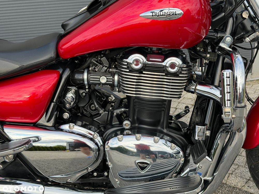 Triumph Thunderbird - 10