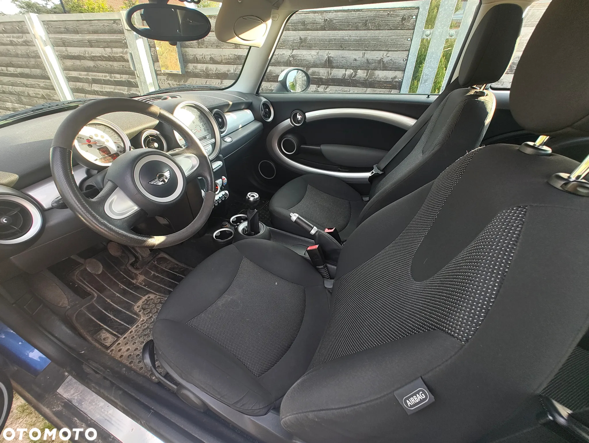 MINI Cooper Standard - 9