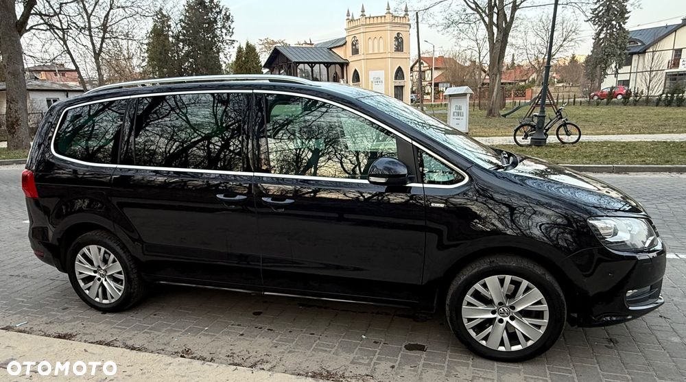 Volkswagen Sharan 2.0 TDI Trendline DSG - 9