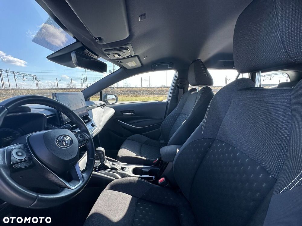 Toyota Corolla 1.8 Hybrid Comfort - 9
