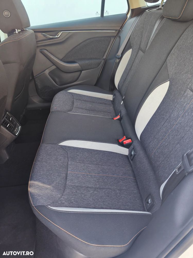 Skoda Scala 1.0 TSI DSG Style - 6