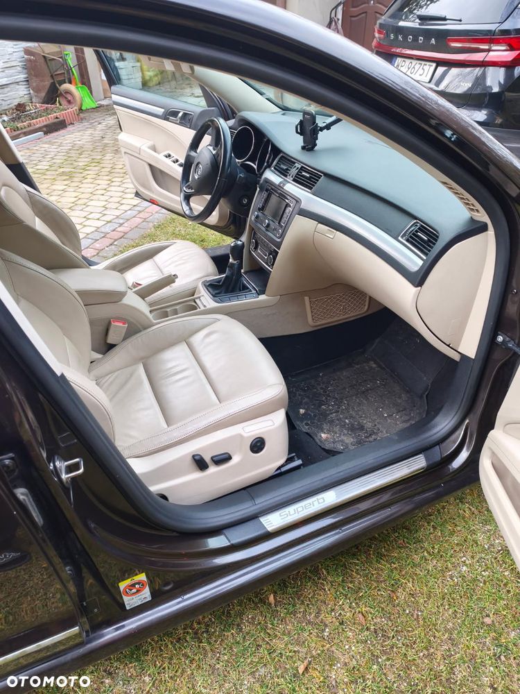 Skoda Superb 2.0 TDI Business - 2