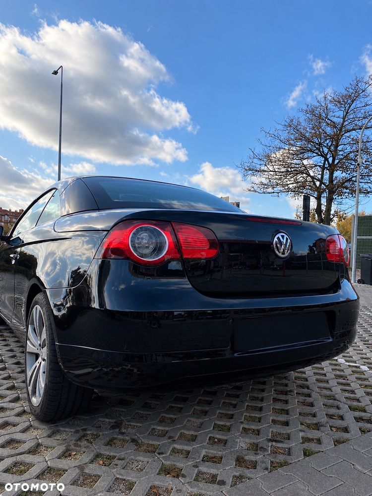 Volkswagen Eos 2010 photo 3