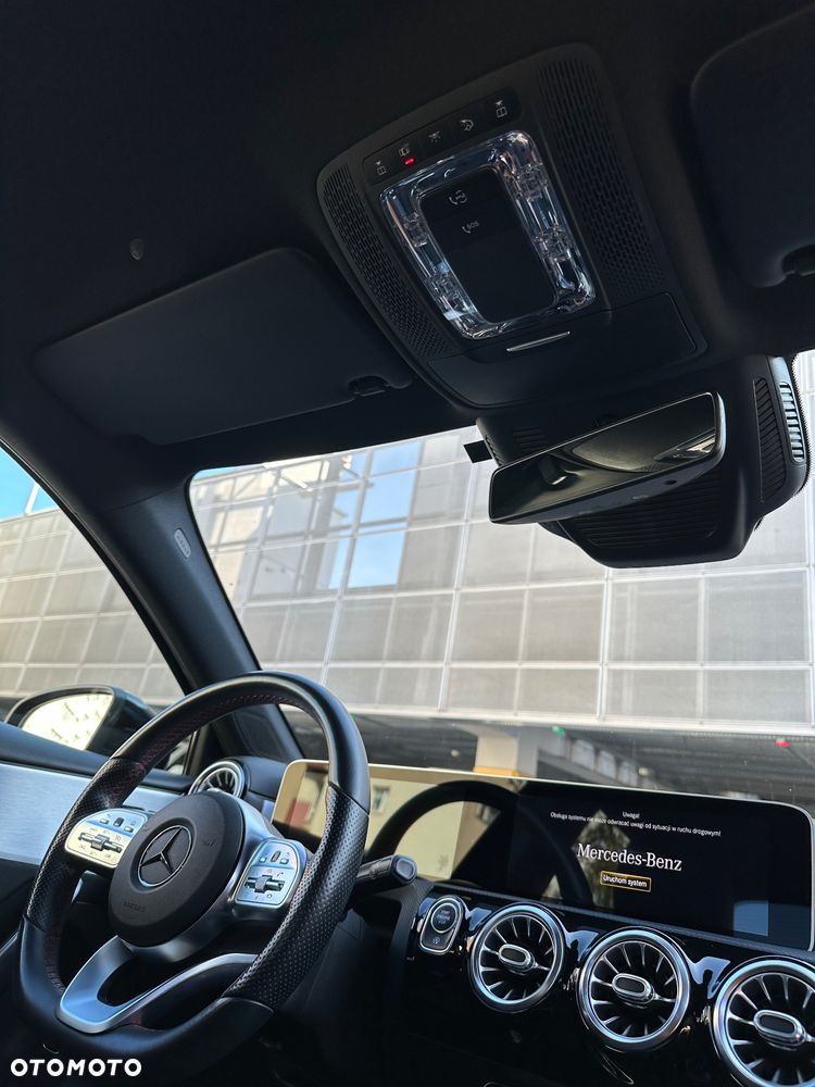 Mercedes-Benz Klasa A 180 7G-DCT Lim AMG Line Advanced Plus - 3