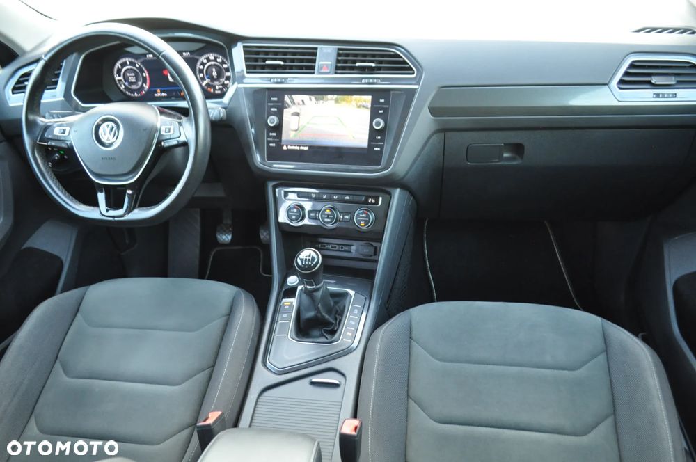 Volkswagen Tiguan 2.0 TDI SCR (BlueMotion Technology) Highline - 29