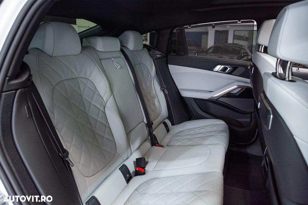 BMW X6 xDrive40d - 32