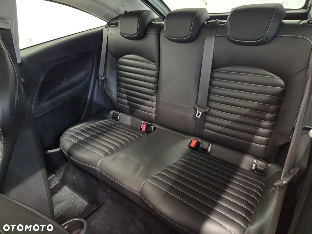 Opel Corsa 1.6 Turbo OPC - 15