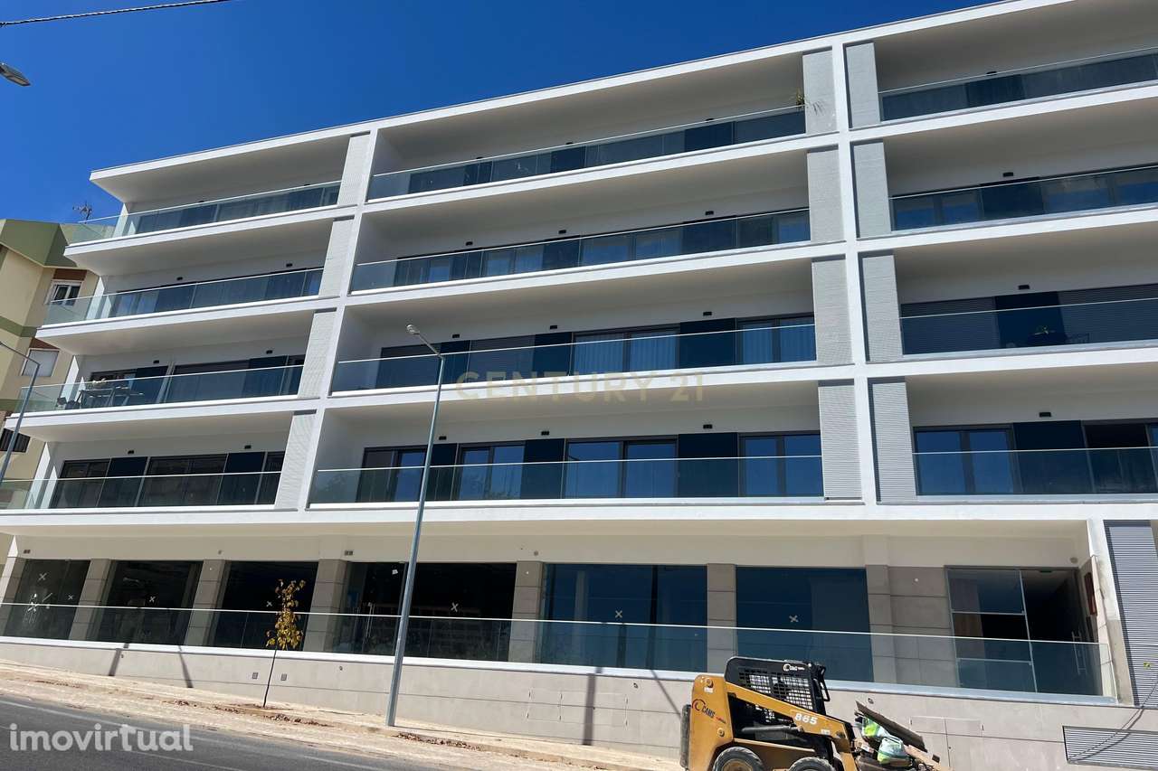 T3 NOVO em fase final de construção com vista incrível para o rio | Ir - Grande imagem: 3/40