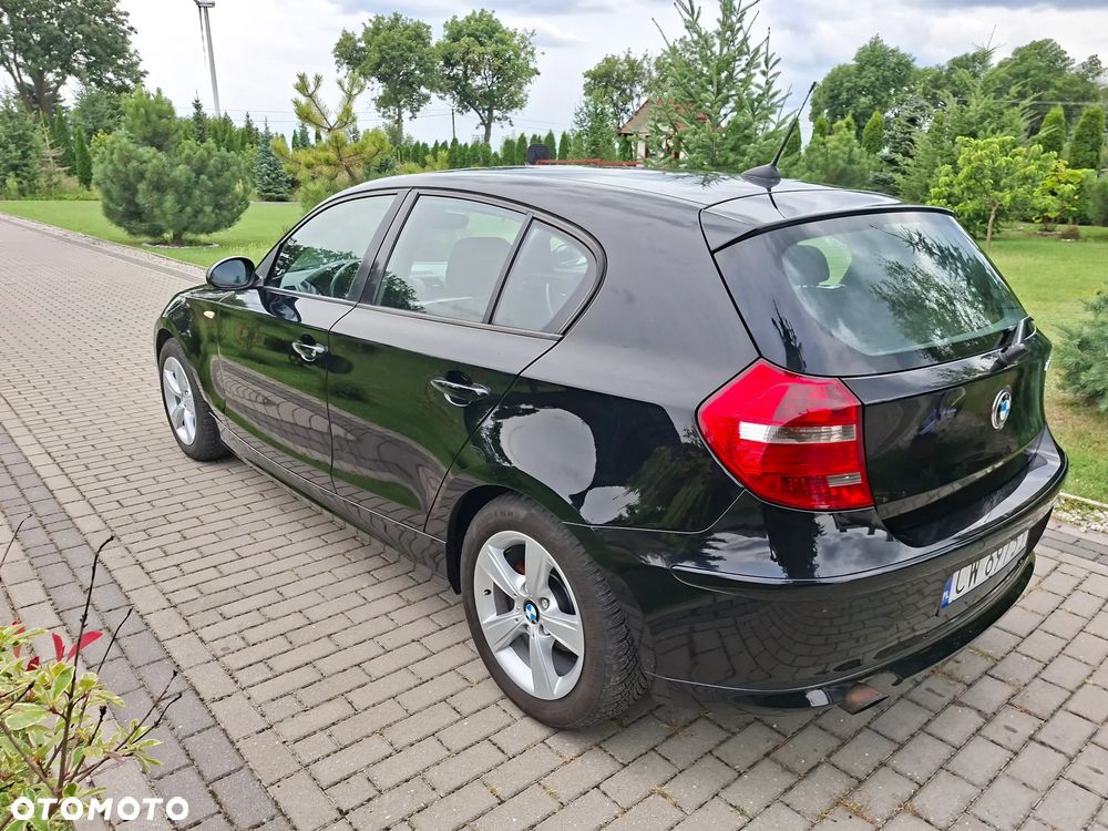 BMW Seria 1 116i - 8