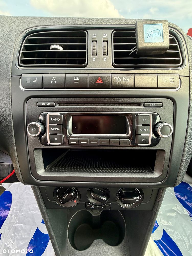 Volkswagen Polo 1.2 Team - 11
