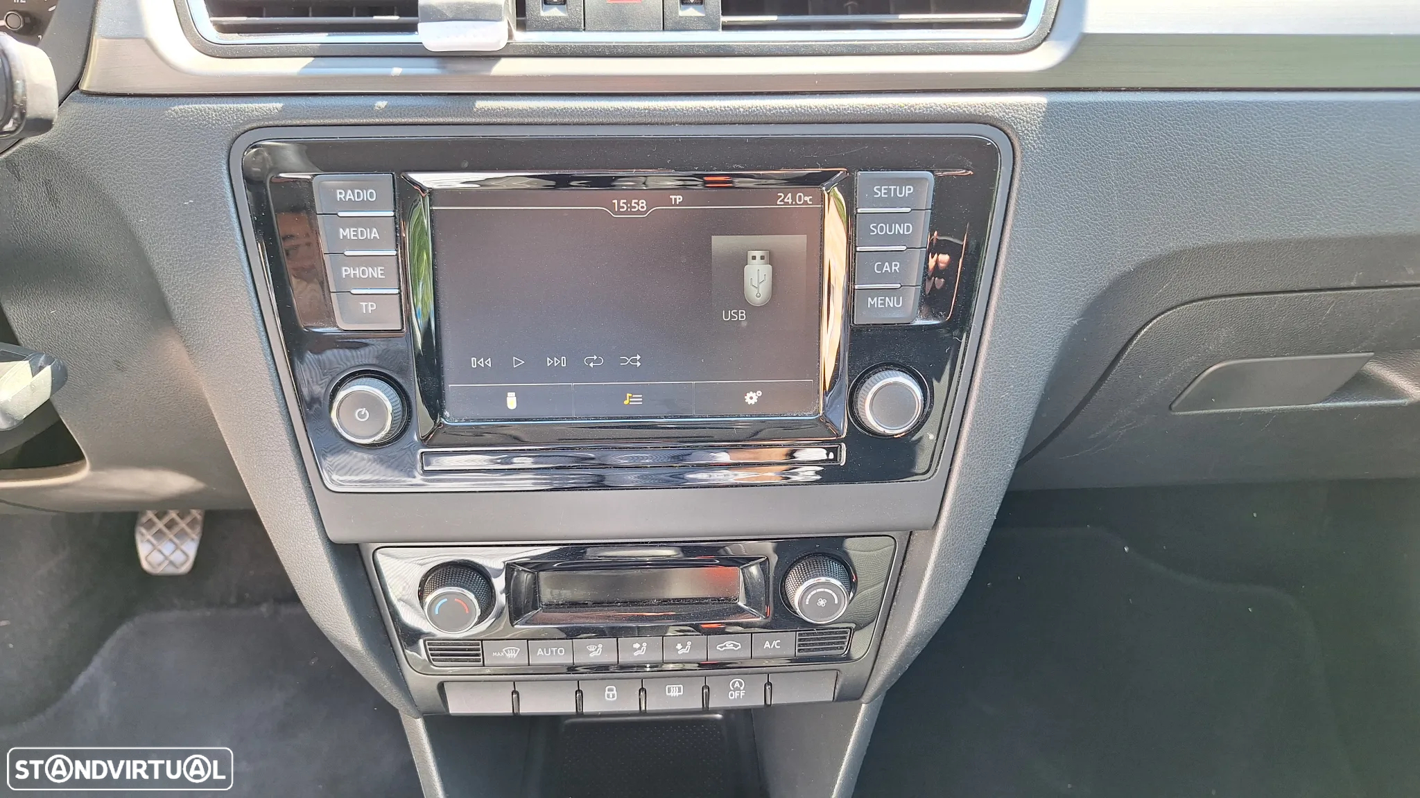 Skoda Rapid Spaceback 1.4 TDi Active - 15