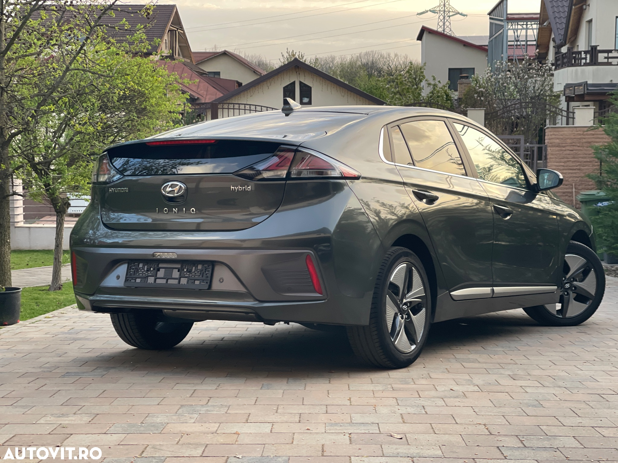 Hyundai IONIQ Hybrid 1.6 GDI Prime - 35