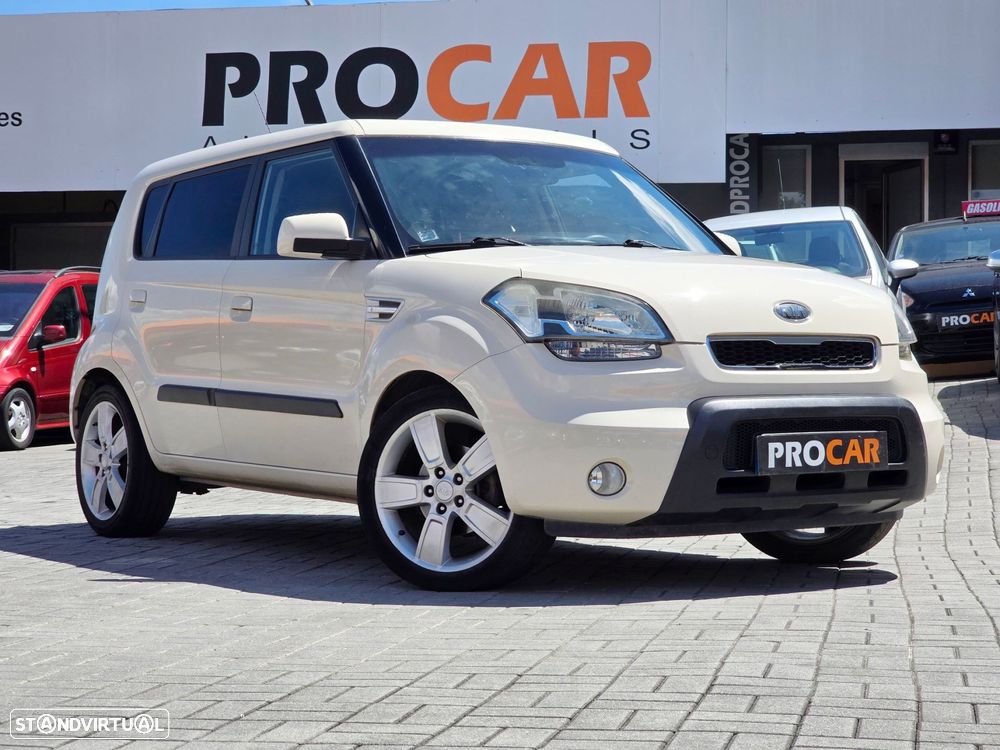 Kia Soul 1.6 CRDi EX - 21