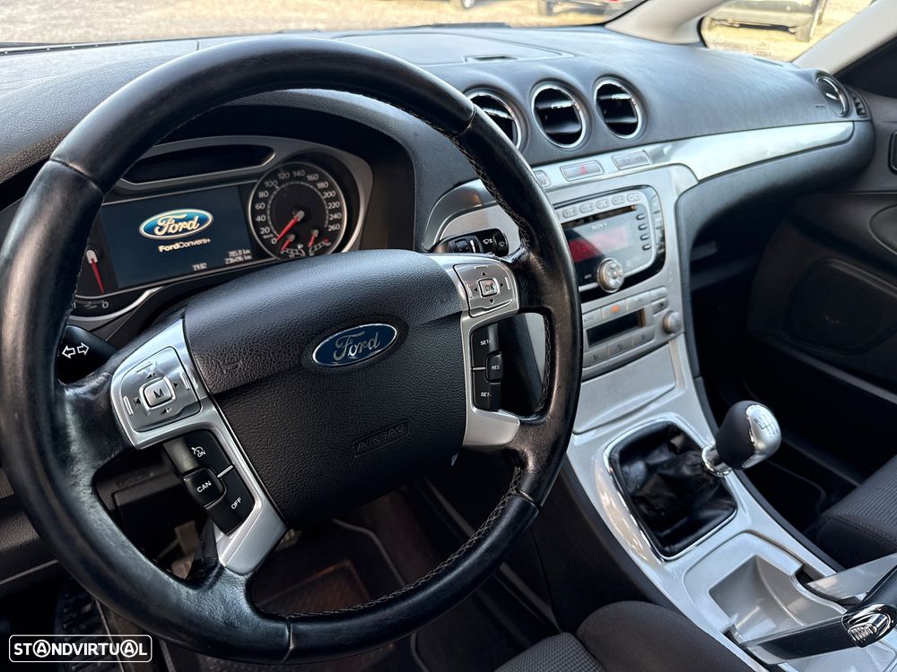 Ford S-Max 1.8 TDCi Titanium 7L - 8