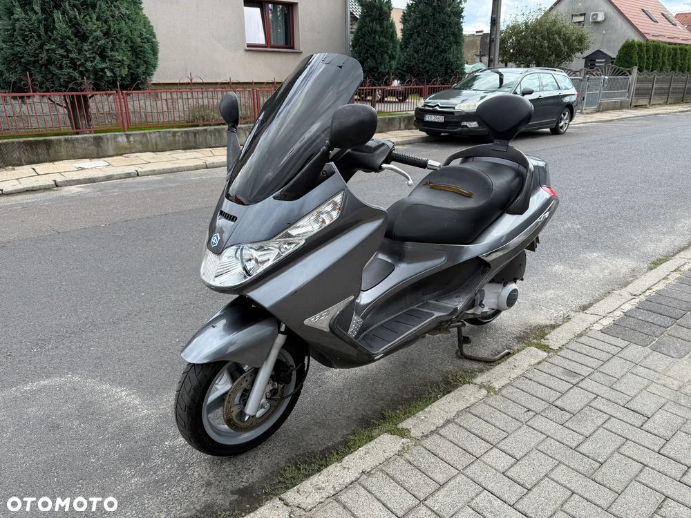 Piaggio X8 - 3